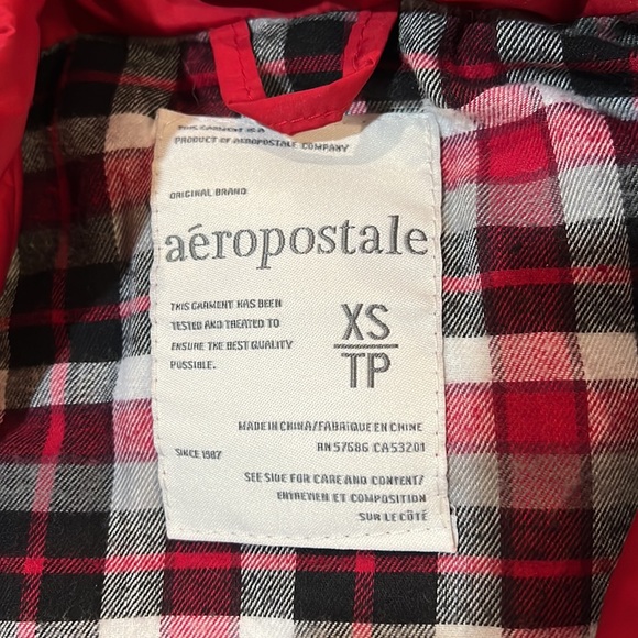 Aeropostale Winter Vest - Picture 2 of 2